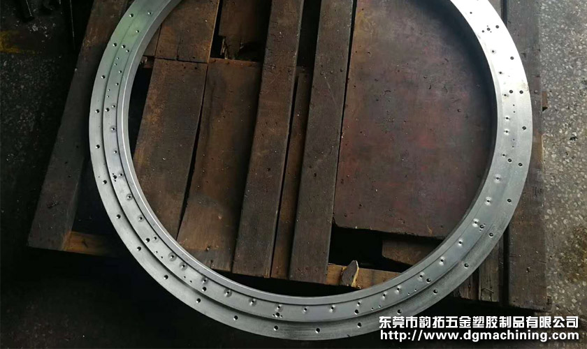 法蘭盤鉆孔攻牙加工 法蘭盤鉆孔攻牙加工